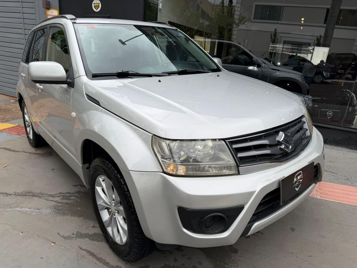 SUZUKI Grand Vitara 2.0 2013 - miniatura 3