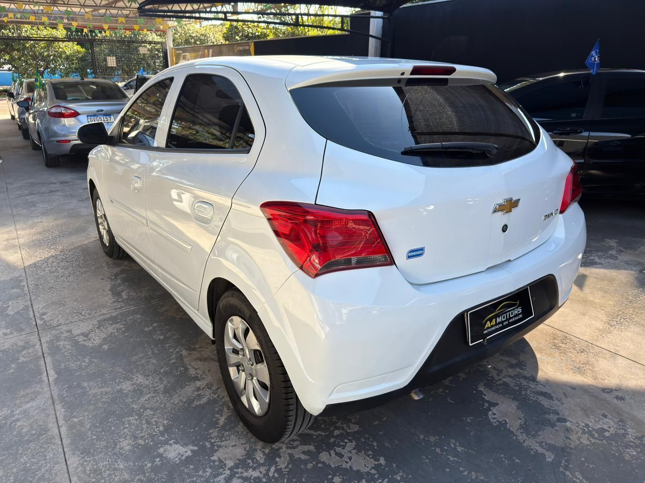 CHEVROLET Onix LT 1.0 2017 - miniatura 3