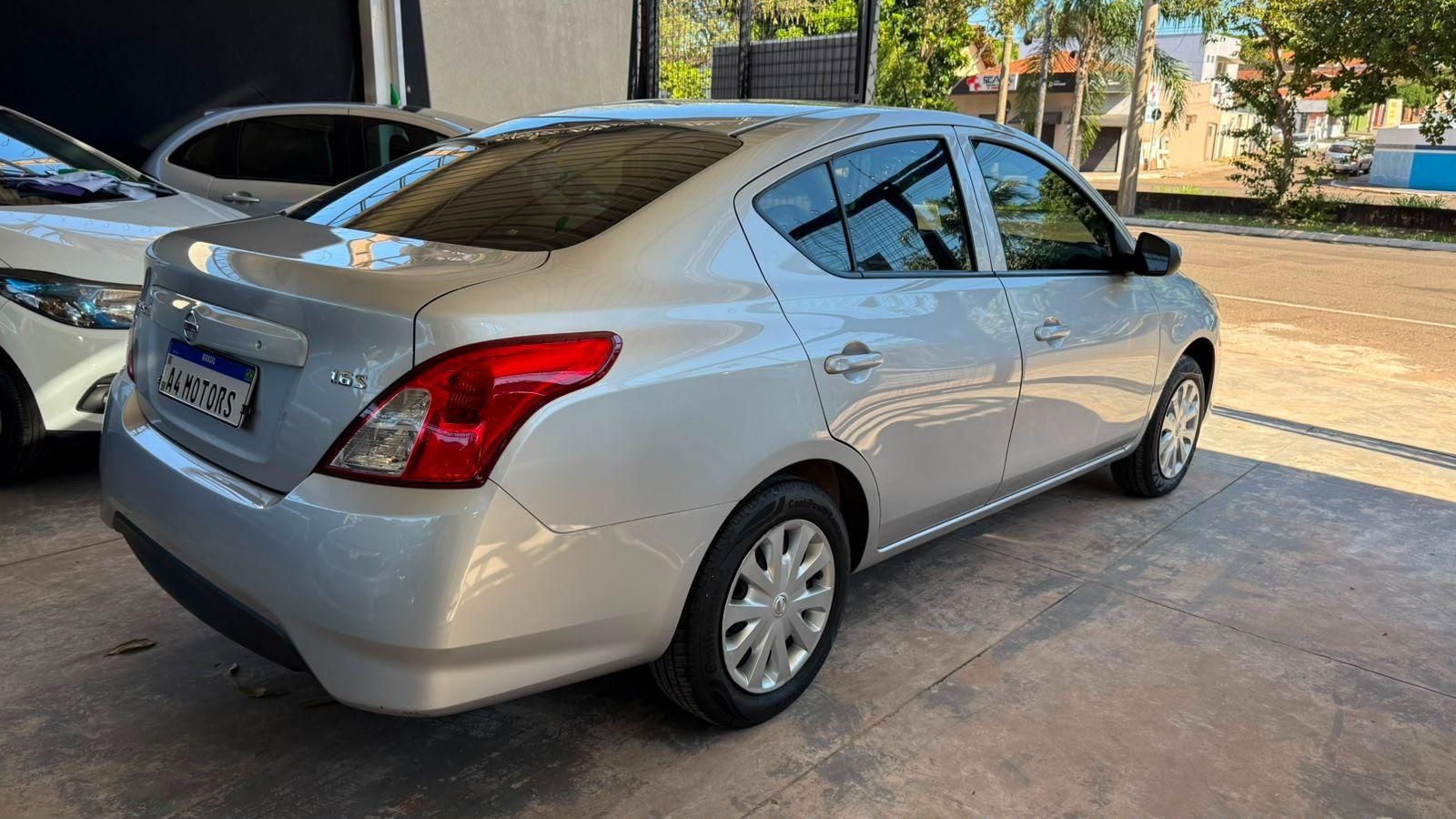NISSAN Versa S 1.6 16v 2020 - miniatura 4