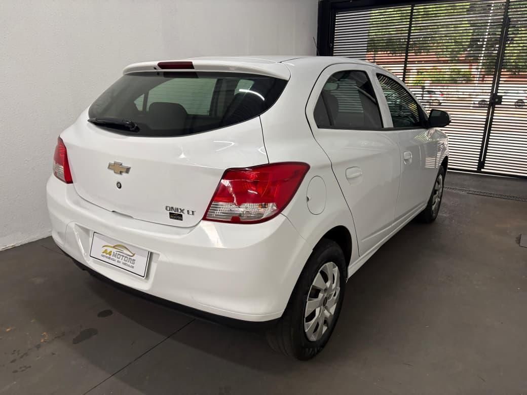 CHEVROLET Onix LT 1.0 2014 - miniatura 4