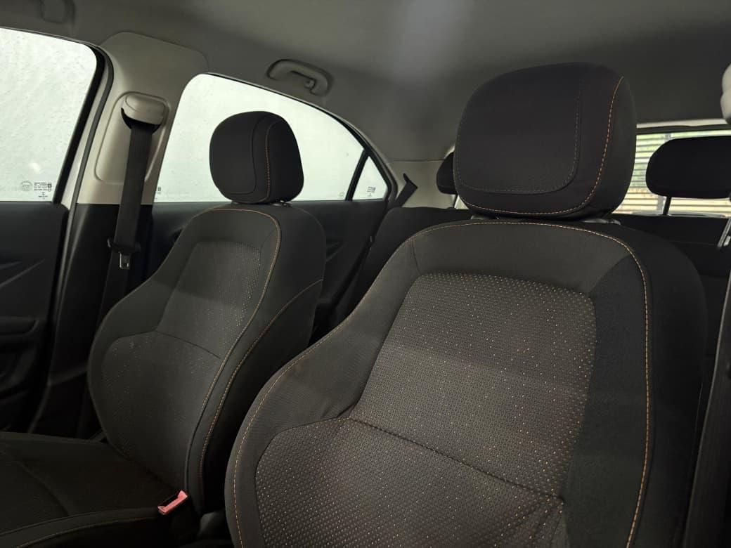 CHEVROLET Onix LT 1.0 2014 - miniatura 8