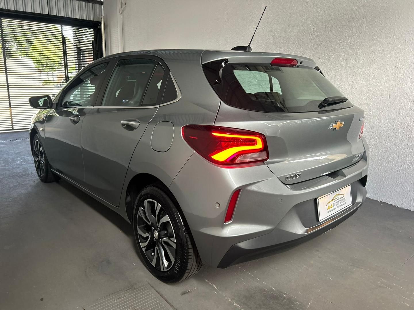 CHEVROLET Onix Premier 1.0T 12v 2025 - miniatura 3