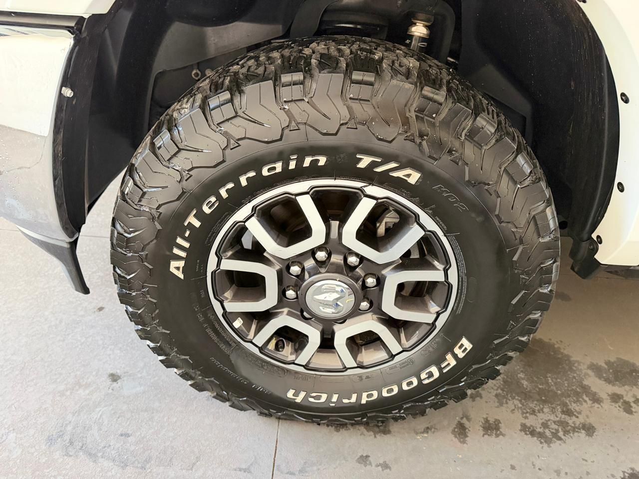RAM 3500 Limited Edition Longhorn 6.7TDi 24v 4X4 C.D. 2025 - miniatura 3