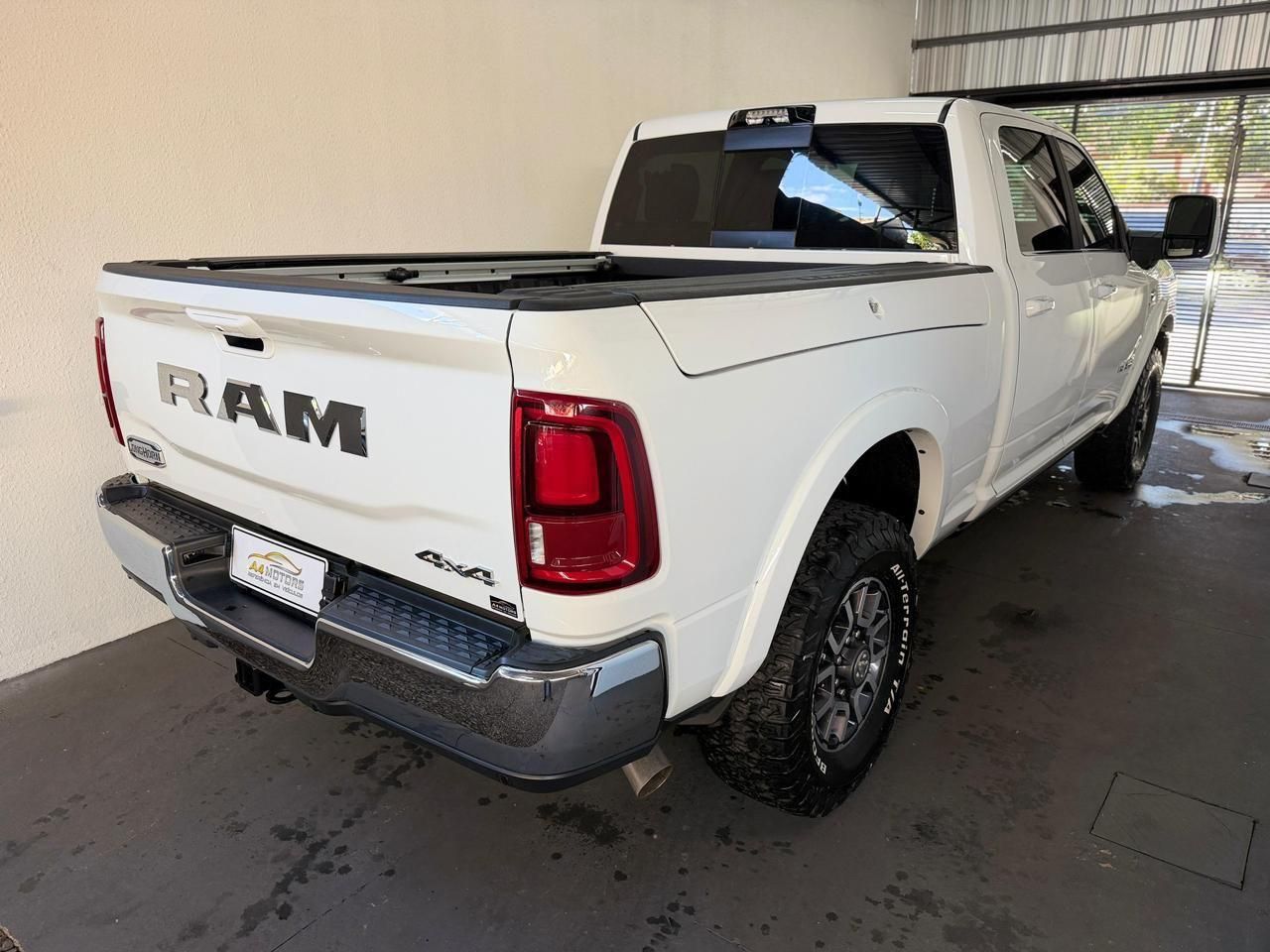 RAM 3500 Limited Edition Longhorn 6.7TDi 24v 4X4 C.D. 2025 - miniatura 7