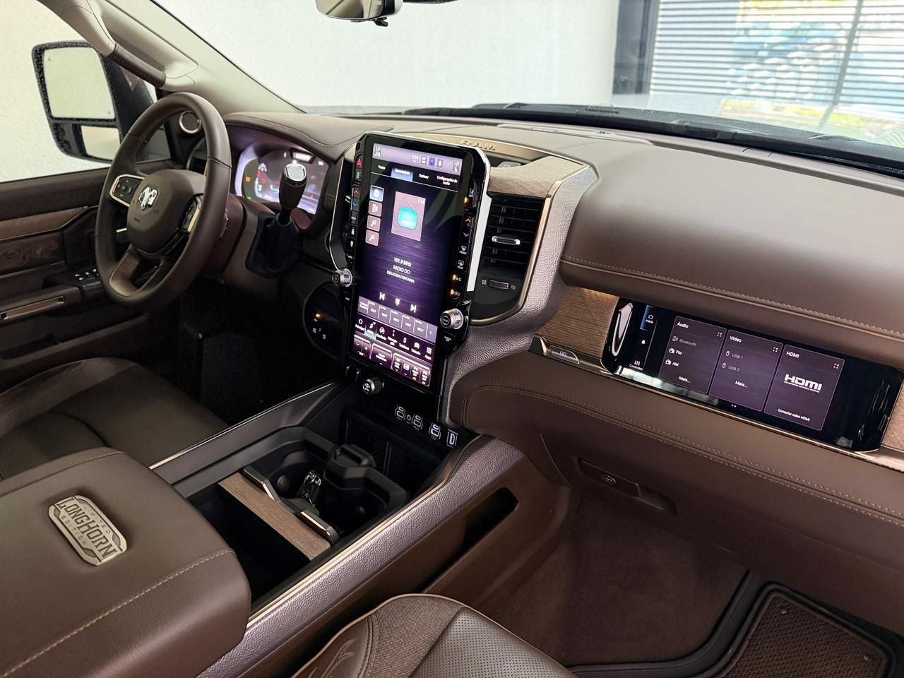 RAM 3500 Limited Edition Longhorn 6.7TDi 24v 4X4 C.D. 2025 - miniatura 12