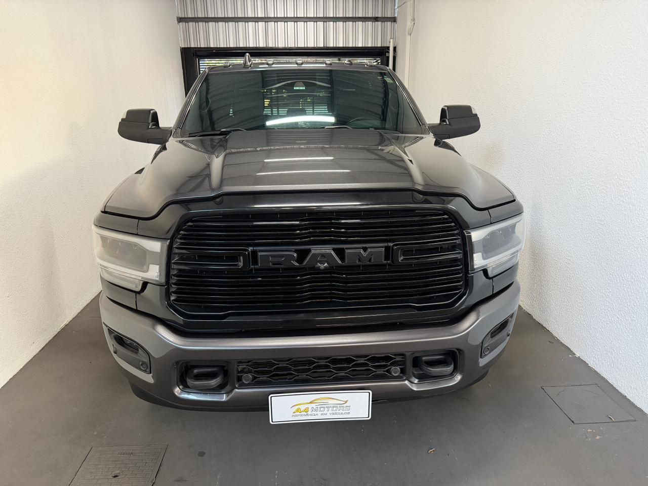 RAM 3500 Laramie 6.7TDi 24v 4X4 C.D. 2022 - miniatura 5