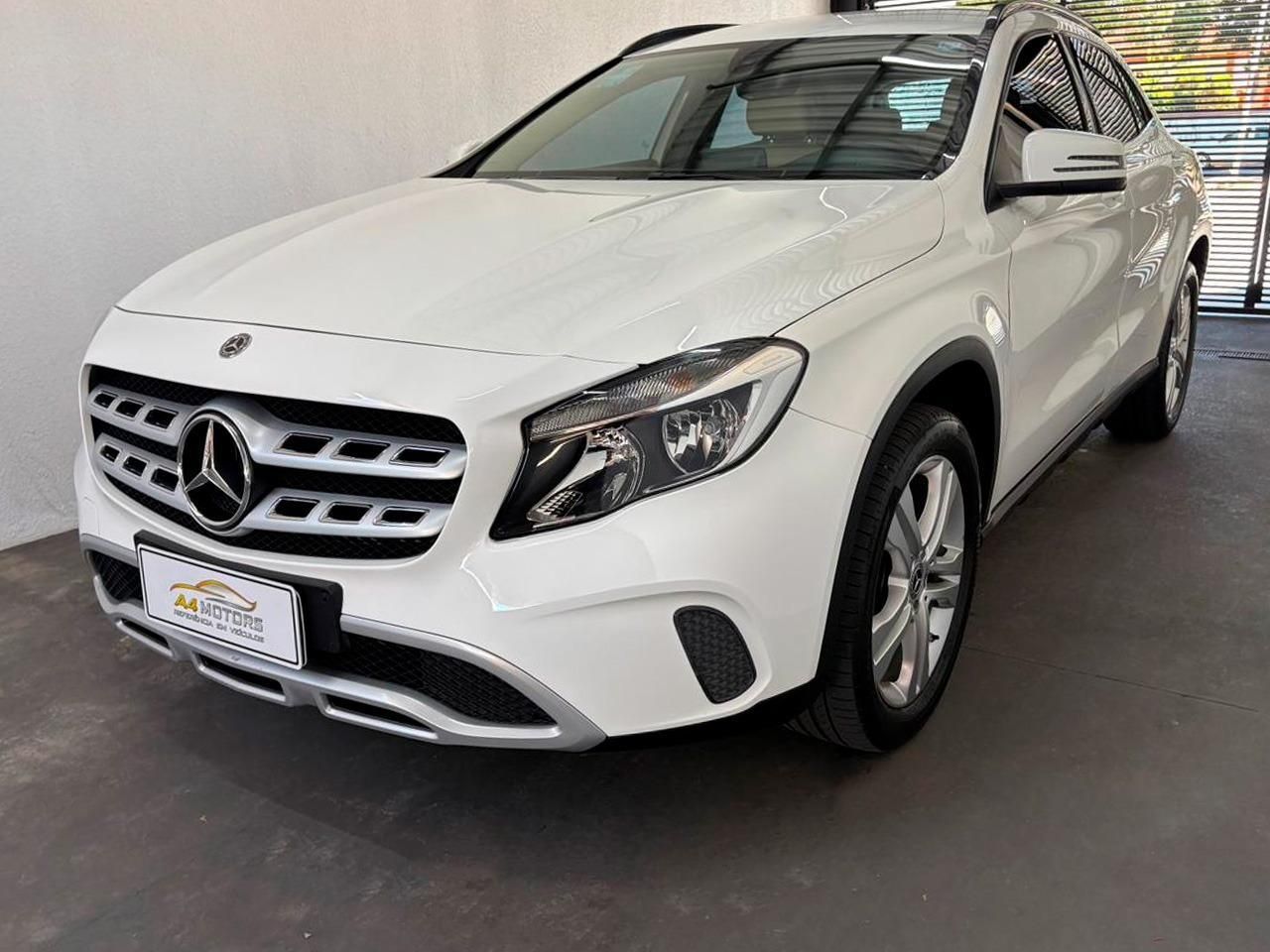 MERCEDES-BENZ GLA 200 Style 1.6T 16v 2018
