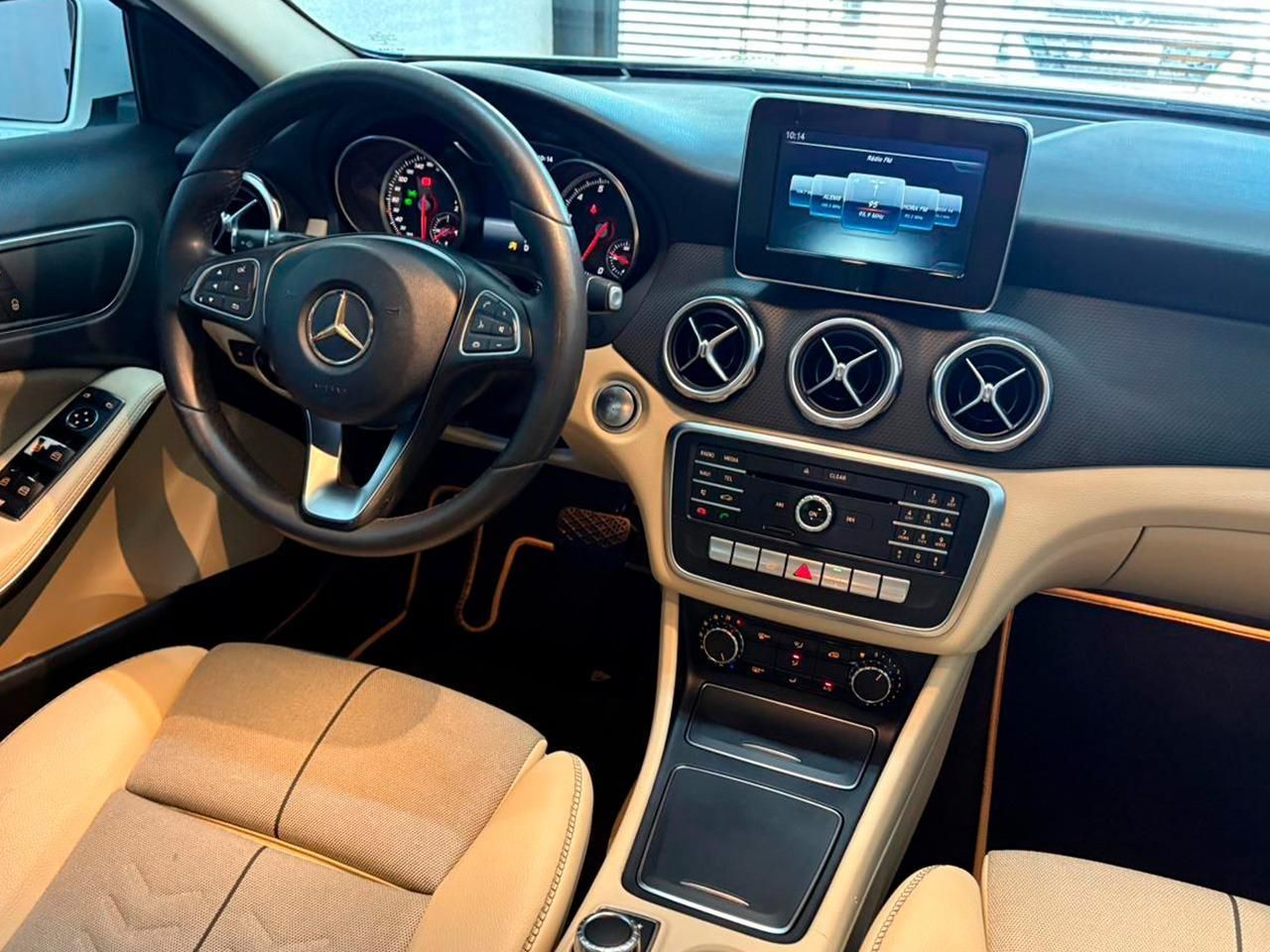 MERCEDES-BENZ GLA 200 Style 1.6T 16v 2018 - miniatura 7