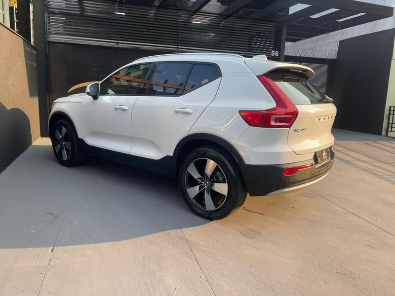 VOLVO XC40 T-5 Momentum 2.0T 16v AWD 2020 - miniatura 5