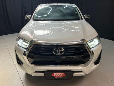 TOYOTA Hilux SRX D4-D 2.8TDi 16v 4X4 C.D. 2023 - miniatura 2