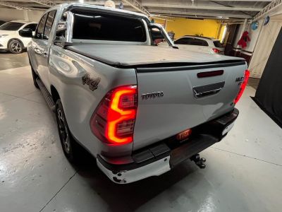 TOYOTA Hilux SRX D4-D 2.8TDi 16v 4X4 C.D. 2023 - miniatura 5