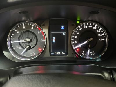 TOYOTA Hilux SRX D4-D 2.8TDi 16v 4X4 C.D. 2023 - miniatura 9