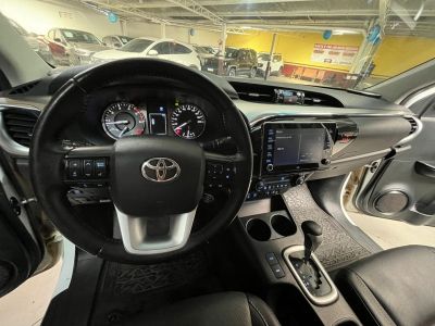 TOYOTA Hilux SRX D4-D 2.8TDi 16v 4X4 C.D. 2023 - miniatura 10
