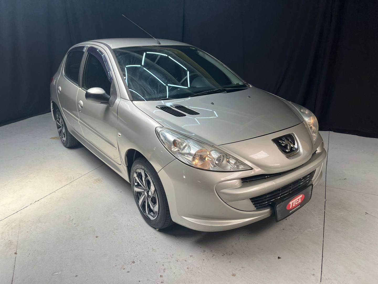 PEUGEOT 207 XR 1.4 4p. 2012