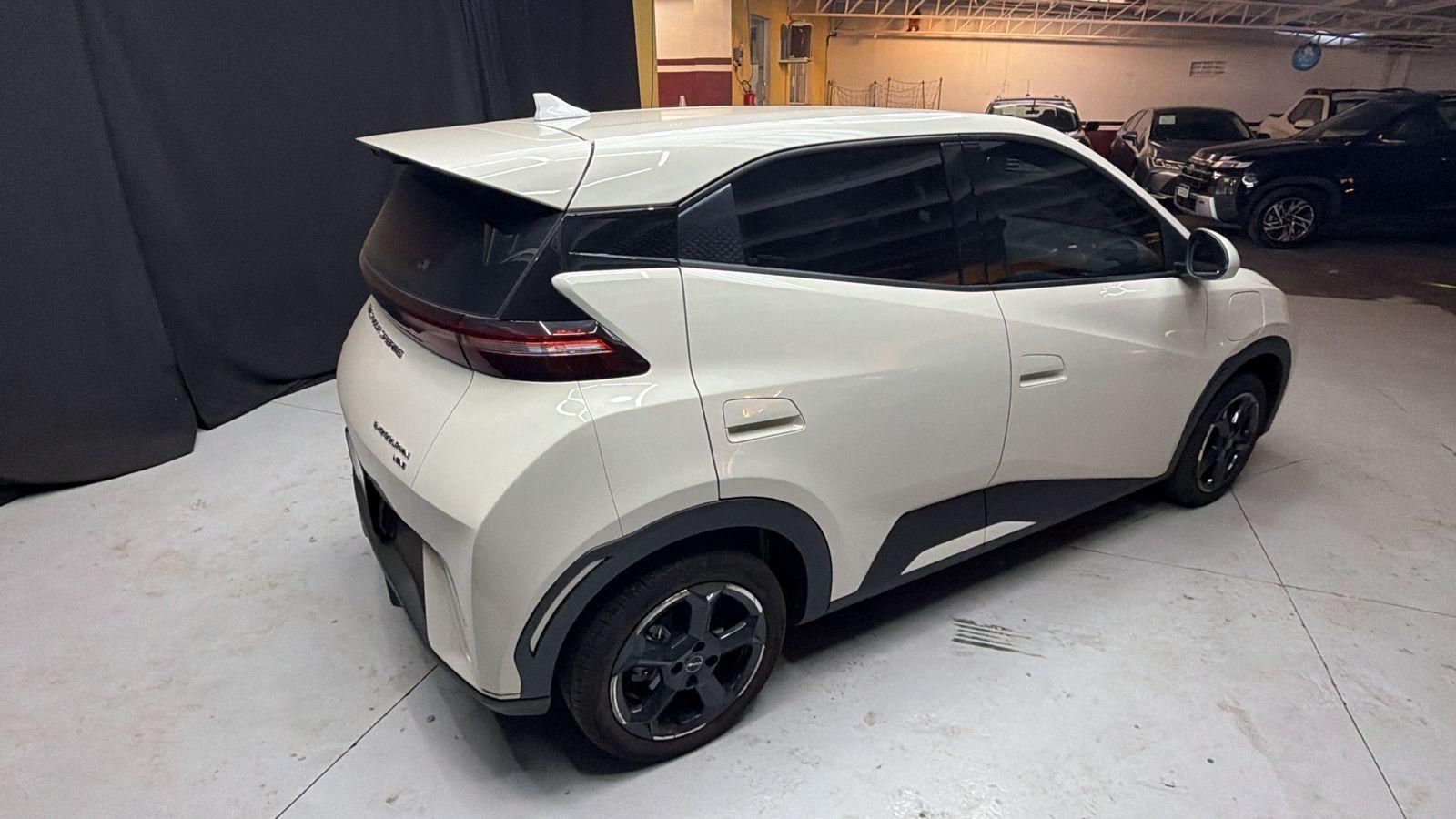 BYD Dolphin Mini GS EV 2025 - miniatura 5
