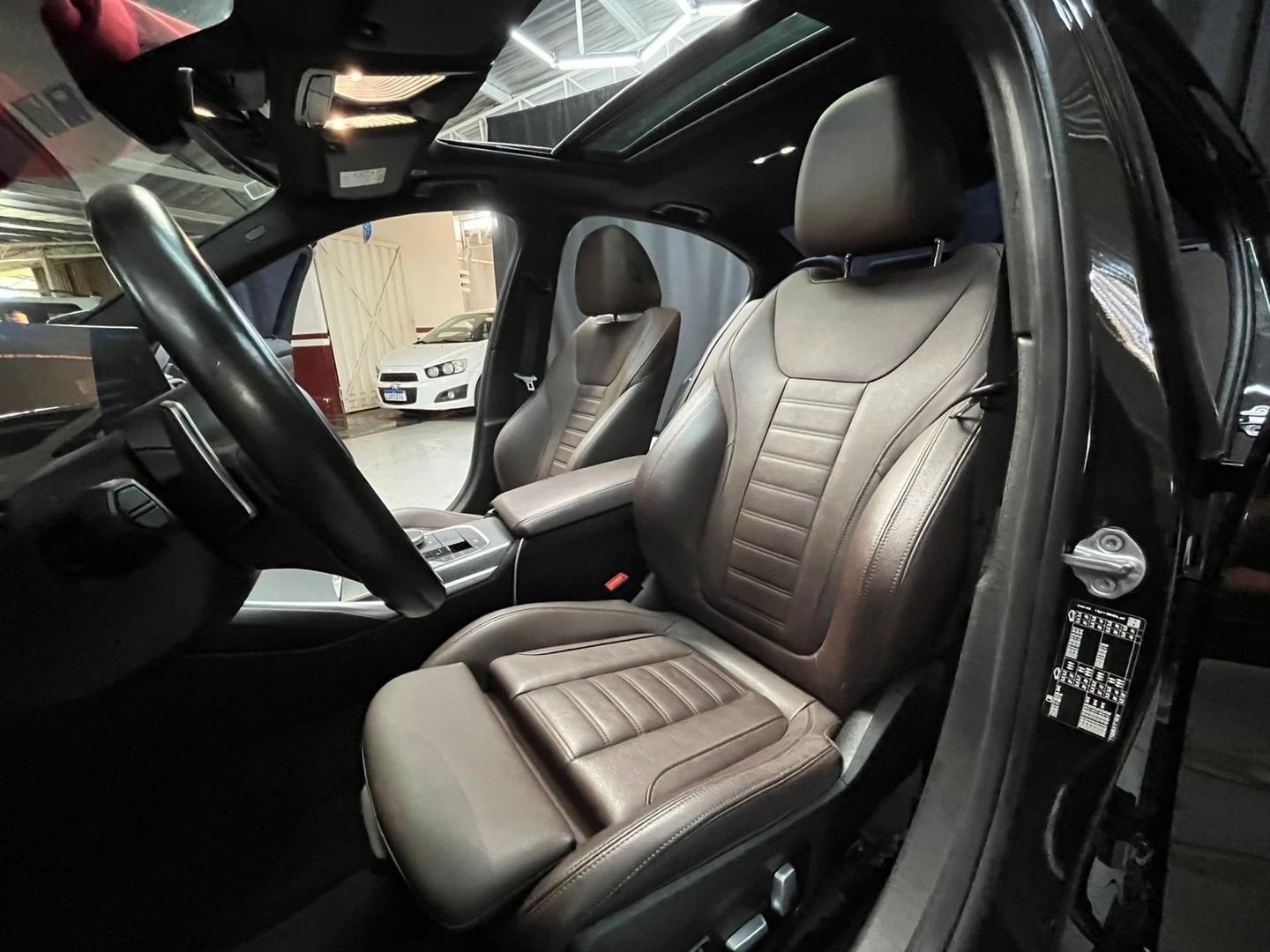 BMW 320i M Sport 2.0T 16v 2024 - miniatura 11