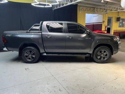 TOYOTA Hilux SR D4-D 2.8TDi 16v 4X4 C.D. 2024 - miniatura 7