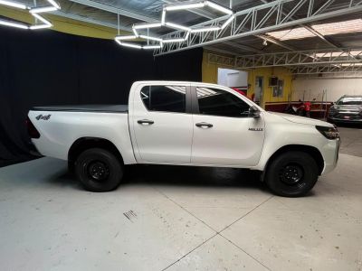 TOYOTA Hilux D4-D 2.8TDi 16v 4X4 C.D. 2024 - miniatura 8