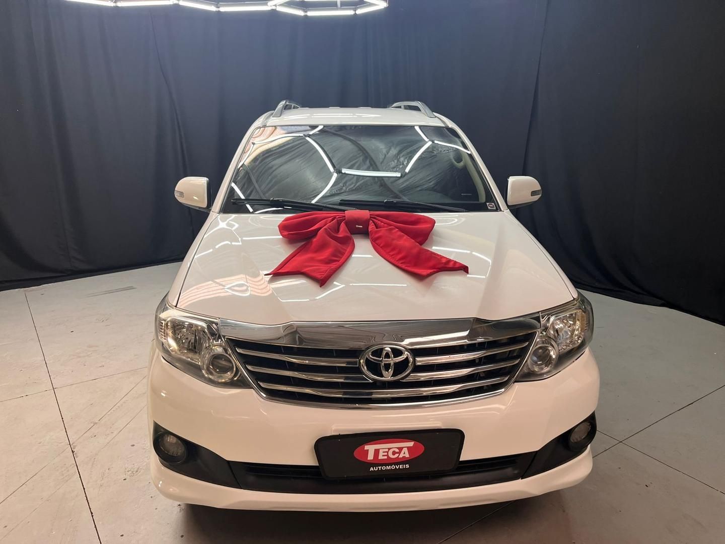 TOYOTA Hilux SW4 SR 2.7 16v 2014