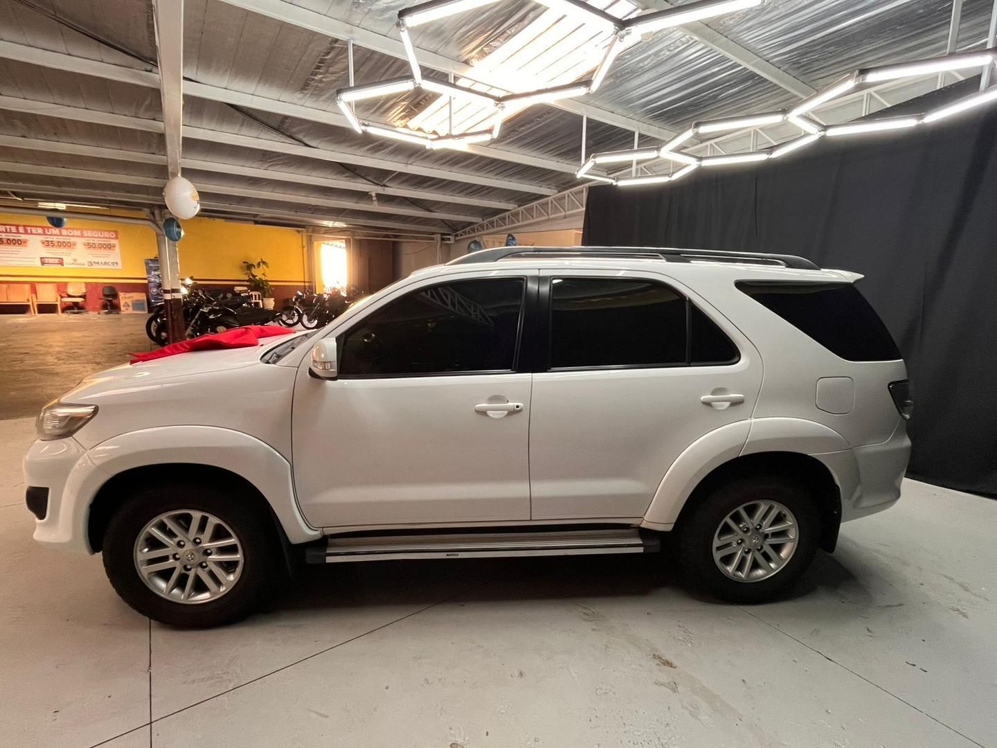 TOYOTA Hilux SW4 SR 2.7 16v 2014 - miniatura 4