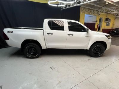 TOYOTA Hilux D4-D 2.8TDi 16v 4X4 C.D. 2025 - miniatura 8