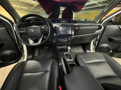 TOYOTA Hilux SRX D4-D 2.8TDi 16v 4X4 C.D. 2023 - miniatura 15