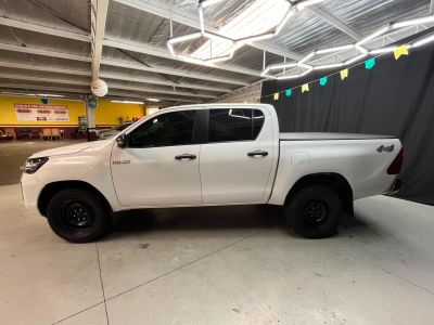 TOYOTA Hilux D4-D 2.8TDi 16v 4X4 C.D. 2024 - miniatura 4