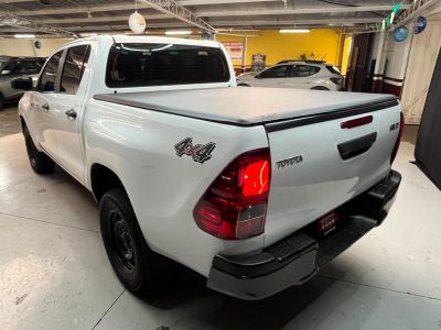 TOYOTA Hilux D4-D 2.8TDi 16v 4X4 C.D. 2024 - miniatura 5