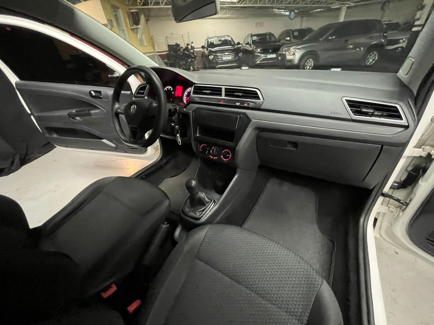 VOLKSWAGEN Saveiro Robust 1.6 C.S. 2023 - miniatura 8