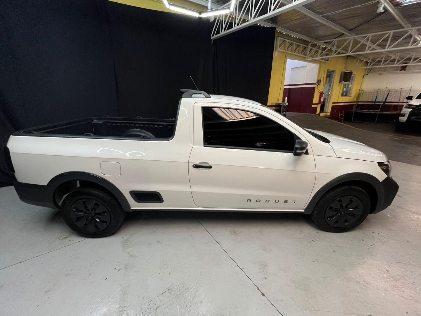 VOLKSWAGEN Saveiro Robust 1.6 16v C.S. 2025 - miniatura 6