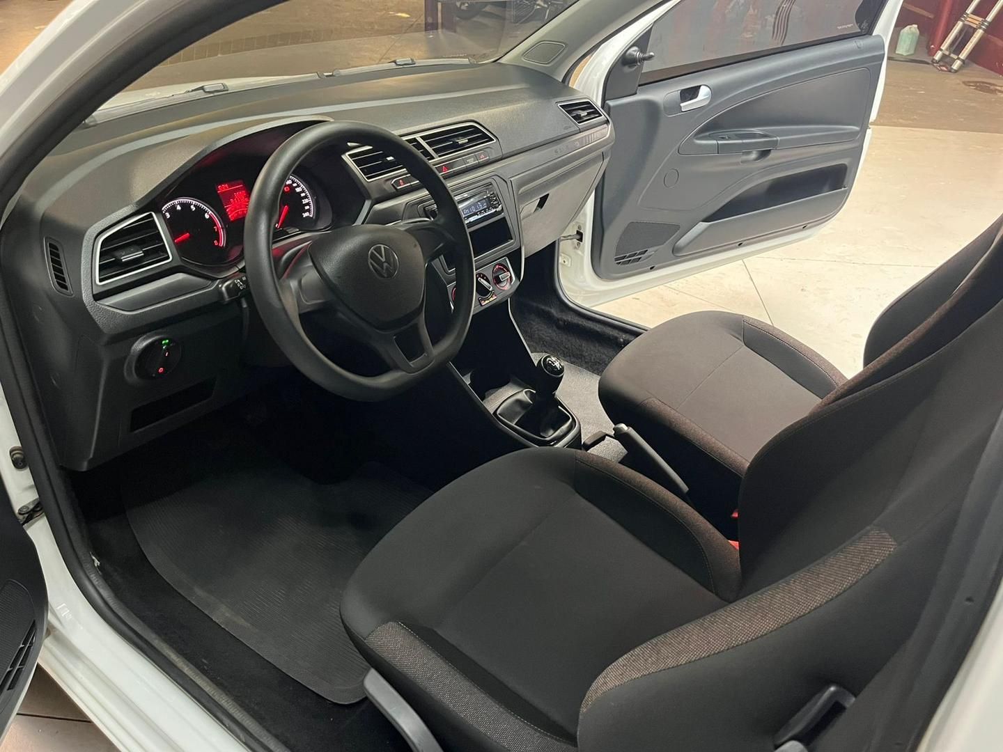 VOLKSWAGEN Saveiro Robust 1.6 16v C.S. 2025 - miniatura 8