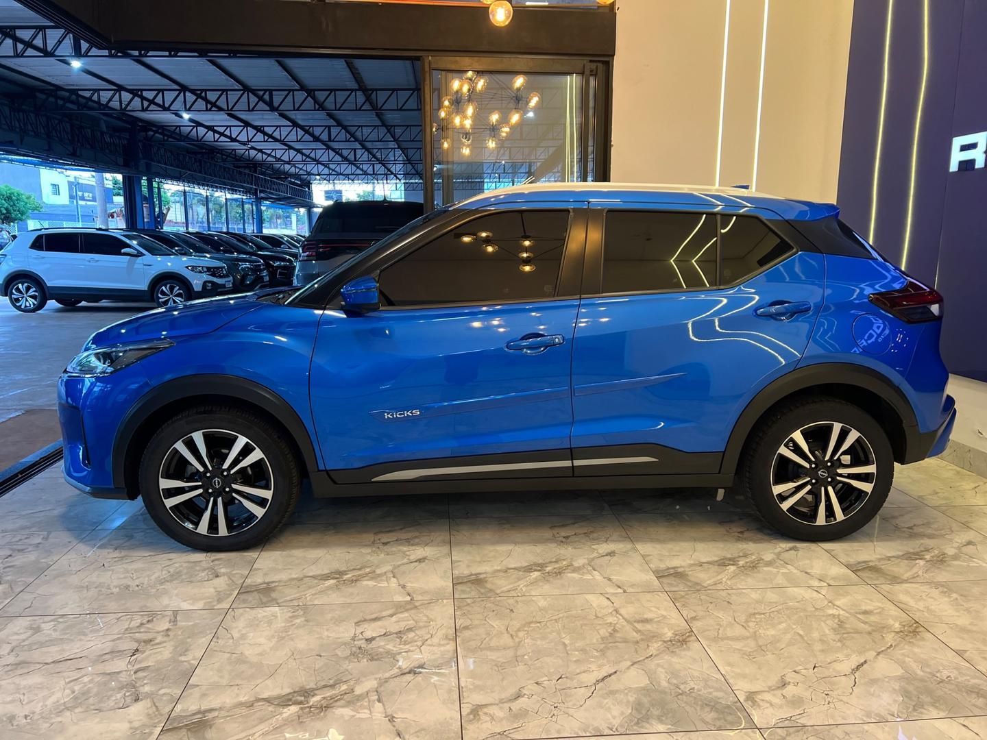 NISSAN Kicks Exclusive 1.6 16v 2023 - miniatura 4
