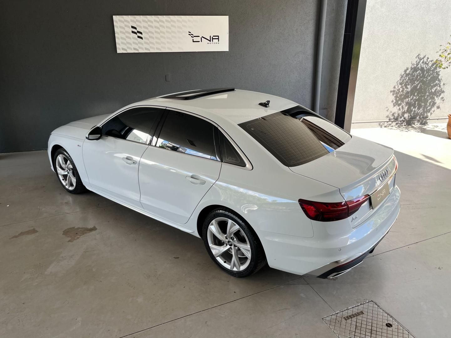 AUDI A4 Prestige Plus 2.0 TFSi 16v 2021 - miniatura 2