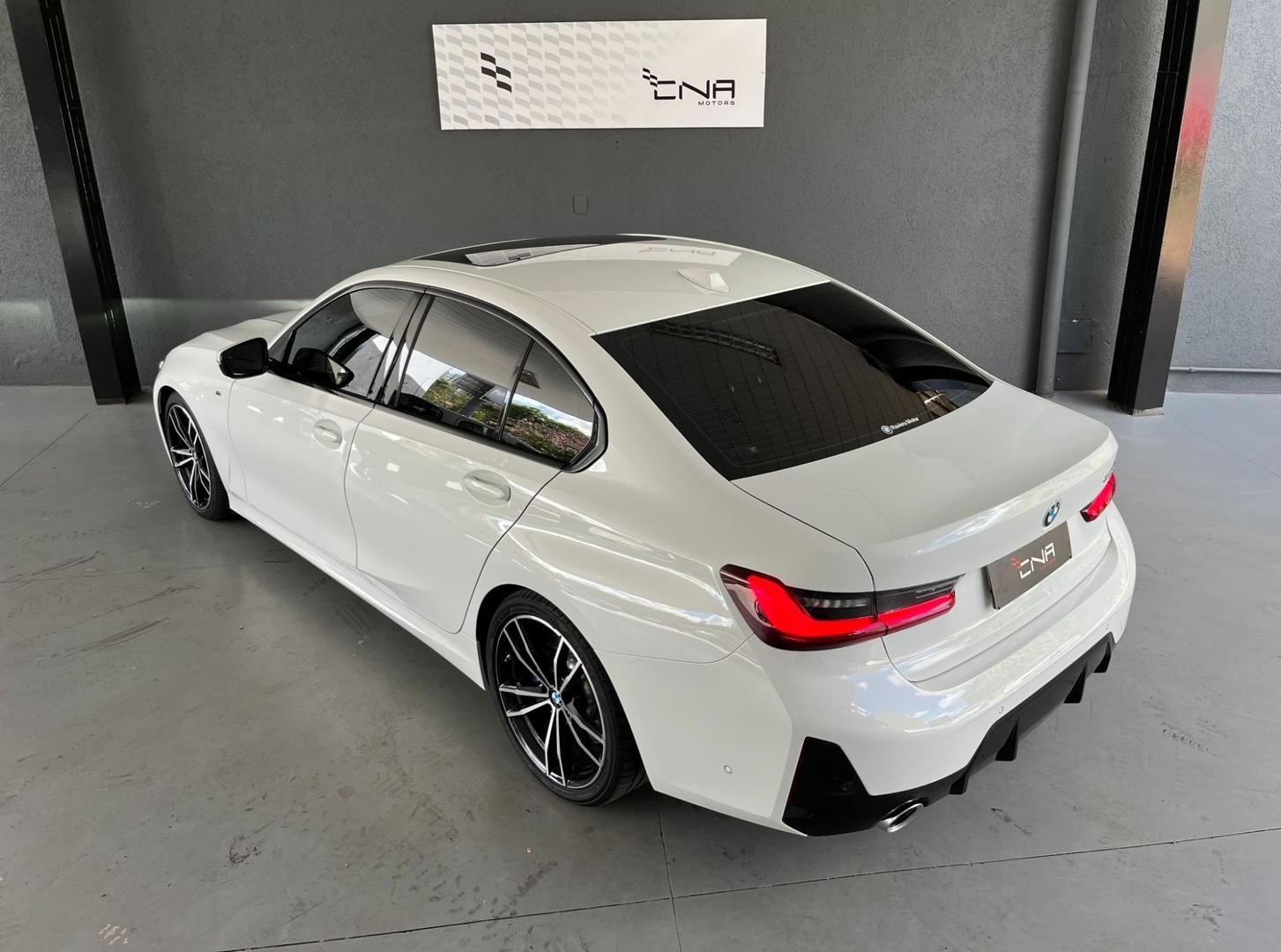 BMW 320i M Sport 2.0T 16v 2023 - miniatura 5
