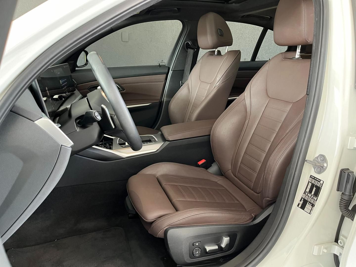 BMW 320i M Sport 2.0T 16v 2023 - miniatura 15