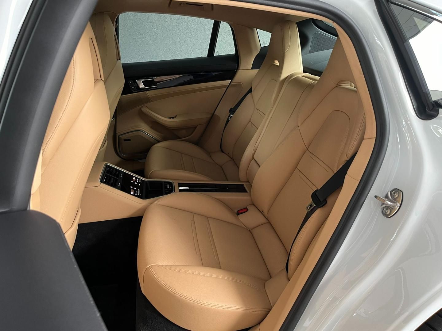 PORSCHE Panamera 4S E-Hybrid 2.9T V6 24v 2023 - miniatura 16