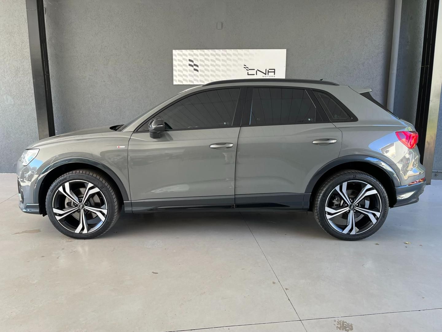 AUDI Q3 Performance Black 2.0 TFSi 16v Quattro 2024 - miniatura 4