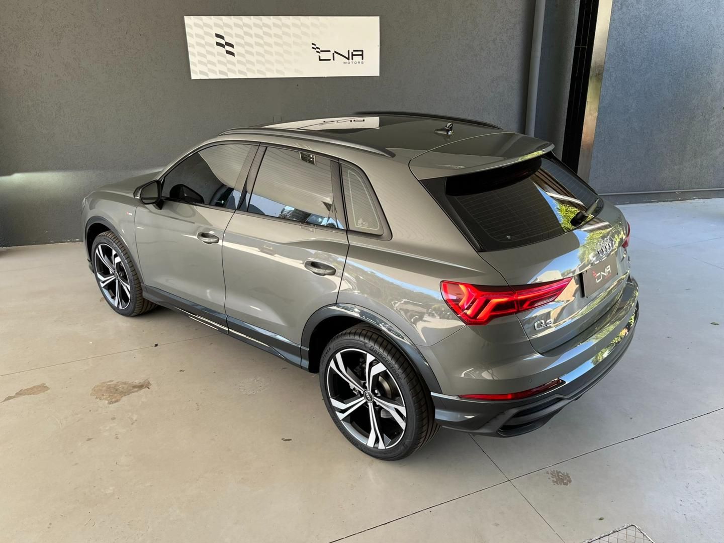 AUDI Q3 Performance Black 2.0 TFSi 16v Quattro 2024 - miniatura 5