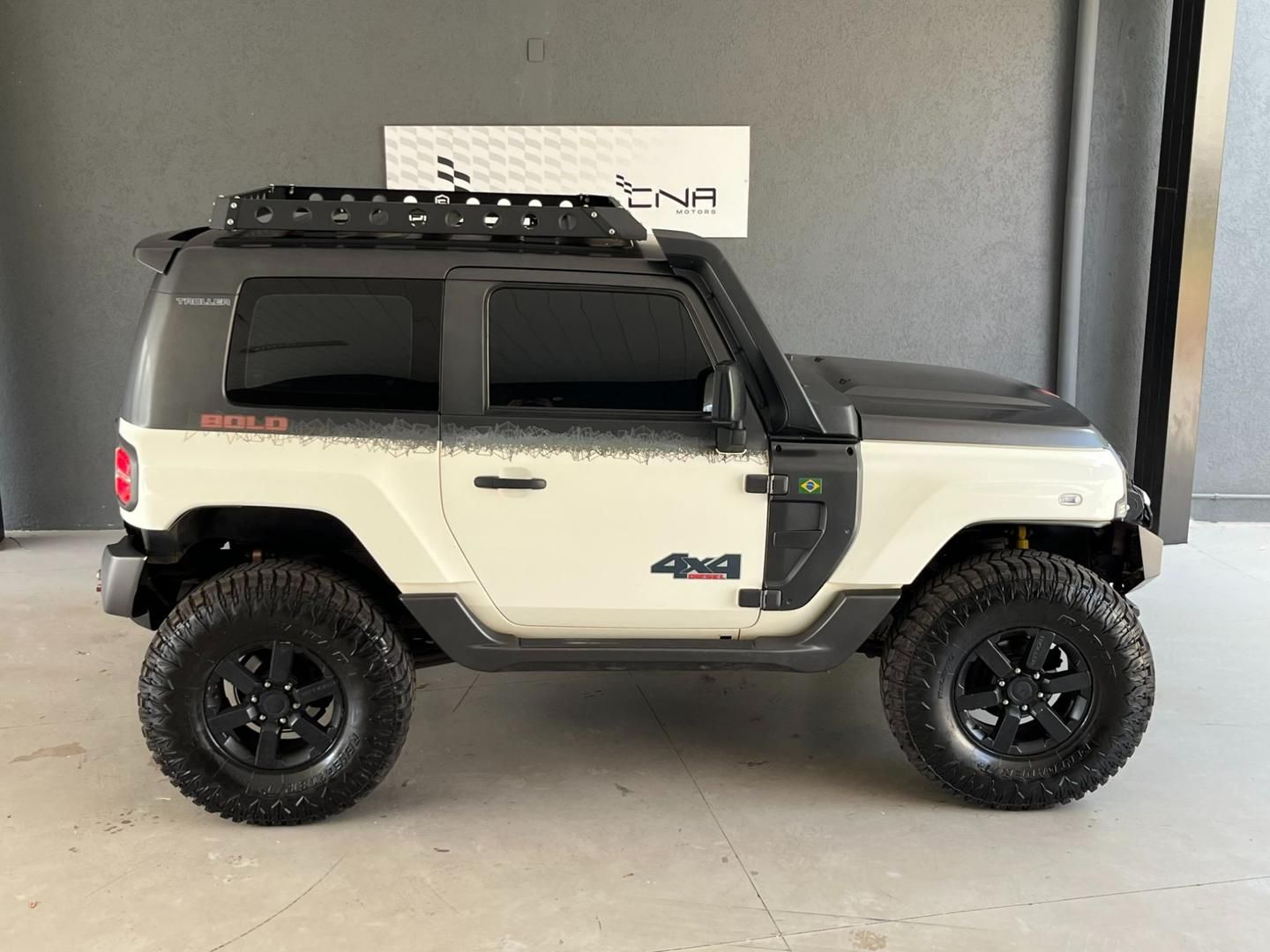 TROLLER T4 3.2TDi 16v 4X4 2017 - miniatura 2