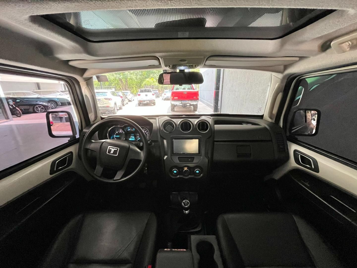TROLLER T4 3.2TDi 16v 4X4 2017 - miniatura 15