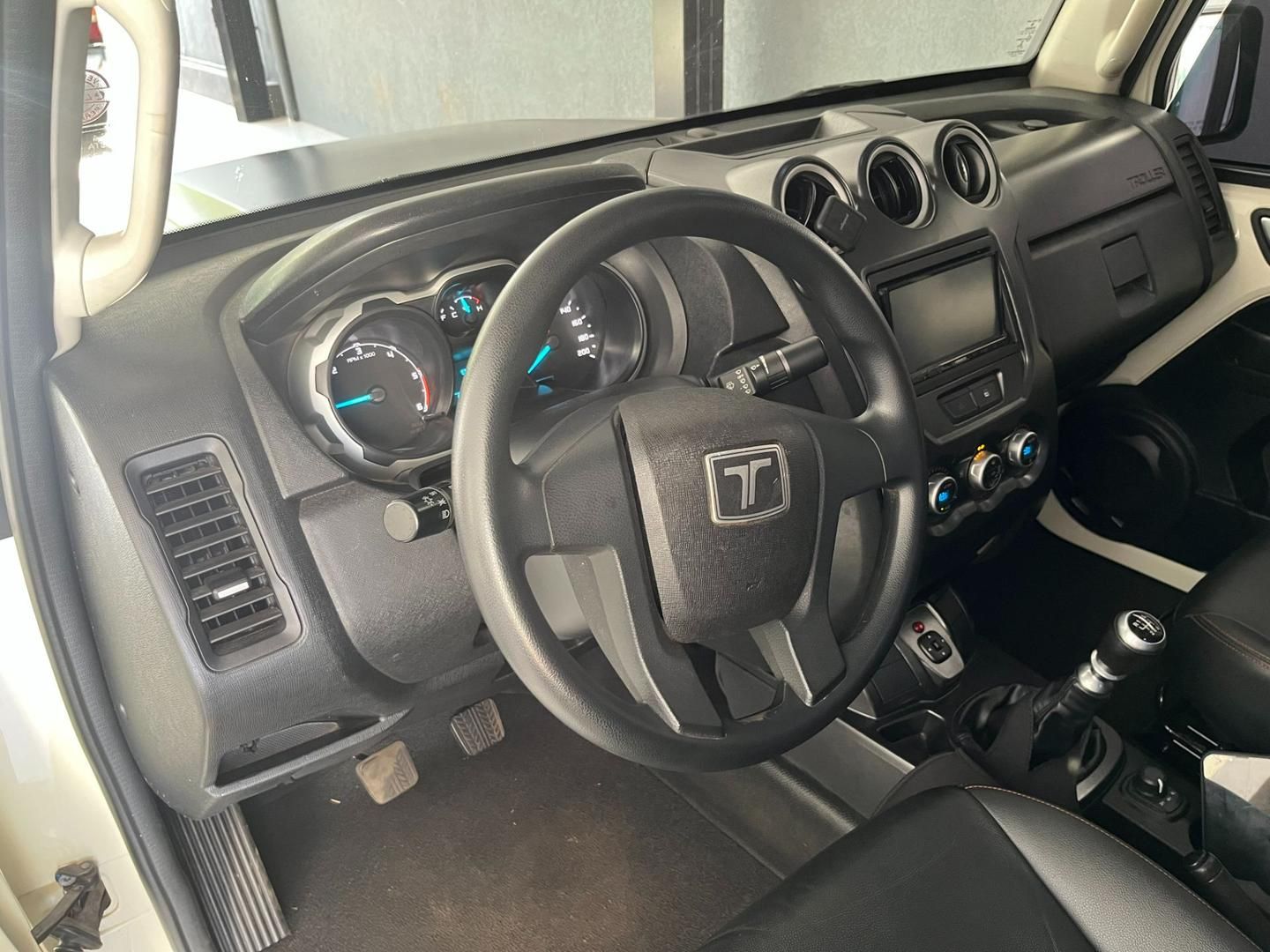 TROLLER T4 3.2TDi 16v 4X4 2017 - miniatura 16