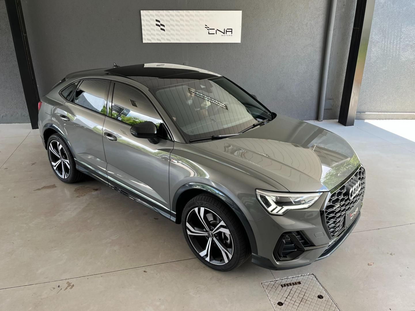 AUDI Q3 Sportback Performance 2.0 TFSi 16v Quattro 2024 - miniatura 3