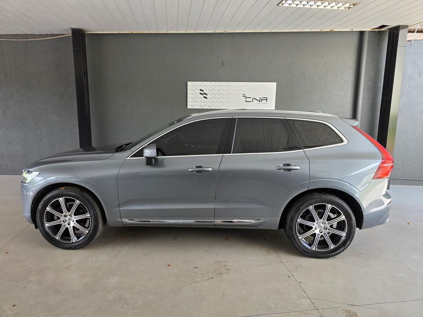 VOLVO XC60 T-5 Inscription 2.0T 16v 2018 - miniatura 2