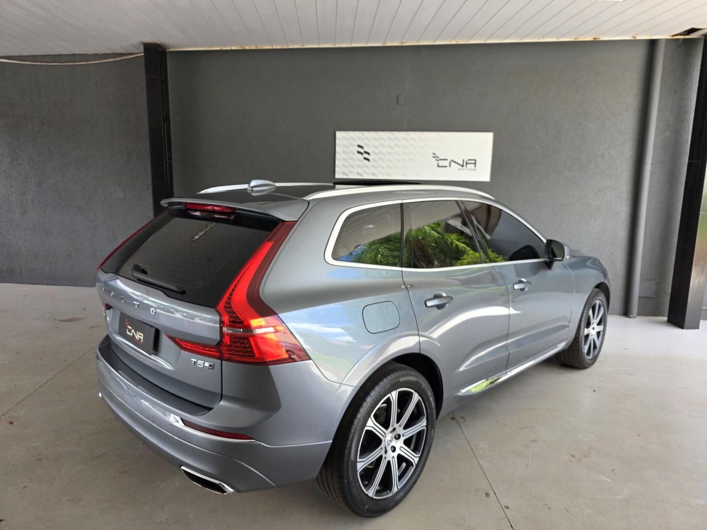 VOLVO XC60 T-5 Inscription 2.0T 16v 2018 - miniatura 5