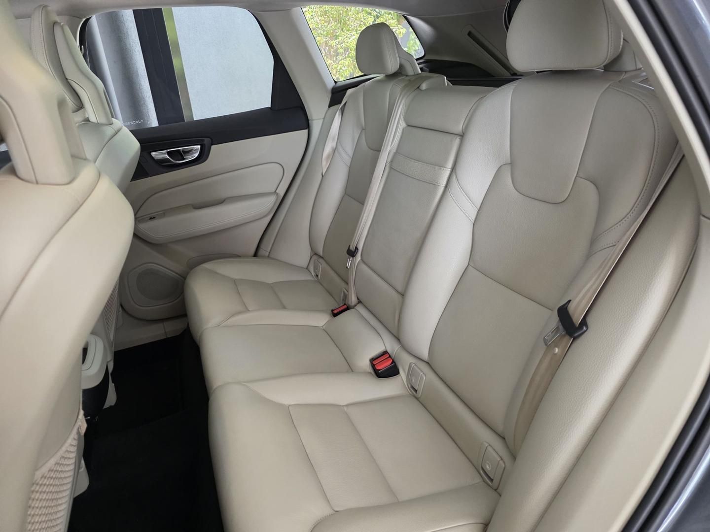 VOLVO XC60 T-5 Inscription 2.0T 16v 2018 - miniatura 11
