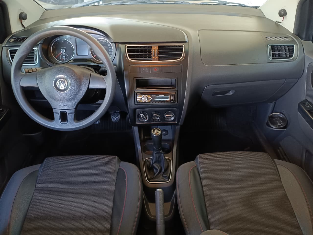 VOLKSWAGEN Fox Prime 1.6 4p. 2011 - miniatura 11