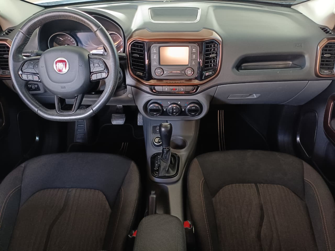 FIAT Toro Volcano 2.0TDi 16v 4x4 2019 - miniatura 11