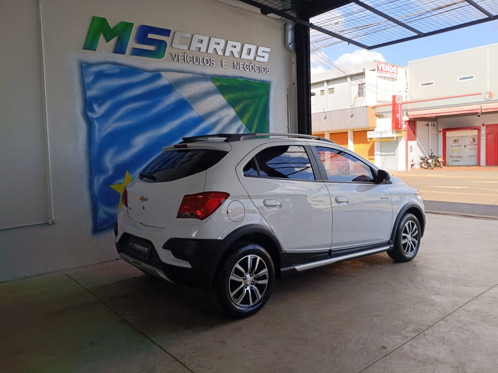 CHEVROLET Onix Activ 1.4 2017 - miniatura 6