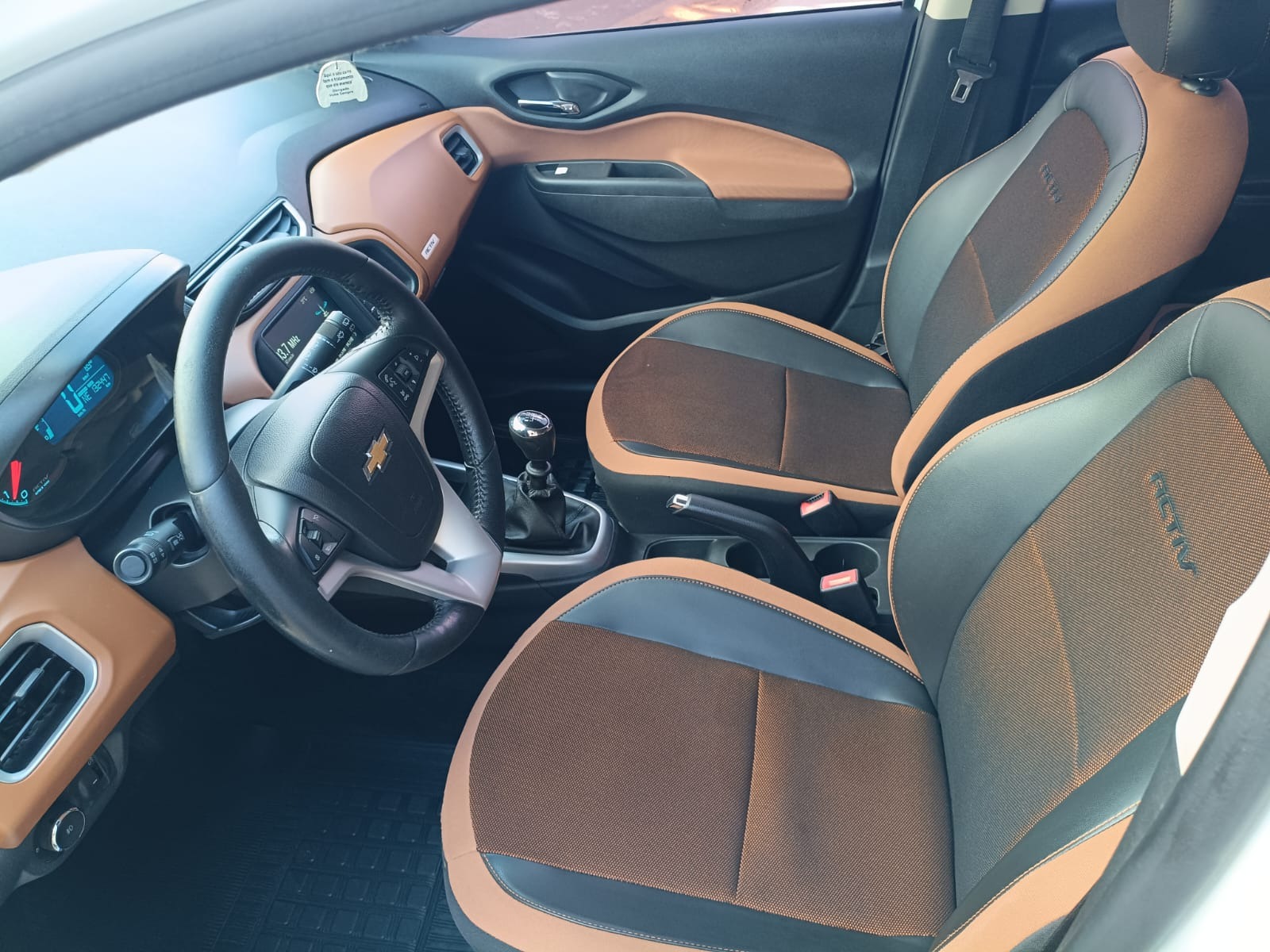 CHEVROLET Onix Activ 1.4 2017 - miniatura 7