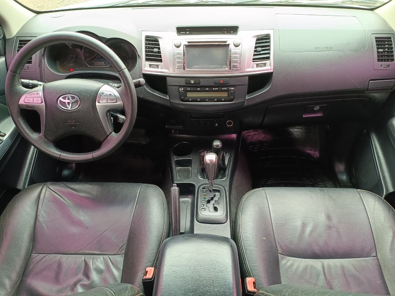 TOYOTA Hilux SRV 3.0TD 4X4 C.D. 2015 - miniatura 11